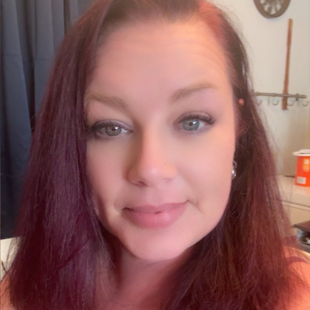 Meet your Posher, Annette